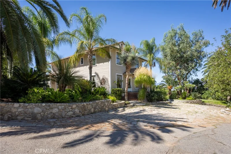 628 Sunnyside Avenue, Redlands, CA 92373