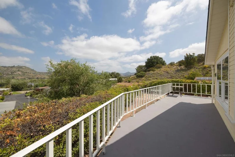 4650 Dulin Rd 162, Fallbrook, CA 92028