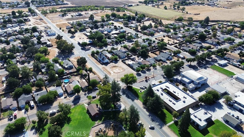 1 St Street, Shandon, CA 93461