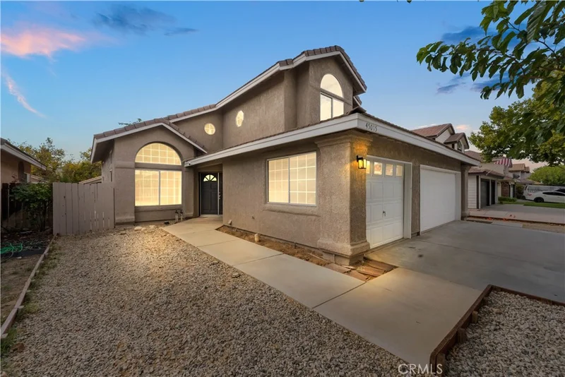 45015 Bevington, Lancaster, CA 93535