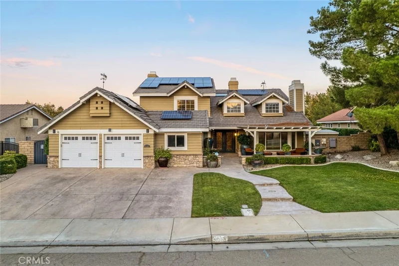 41528 Jacaranda Street, Palmdale, CA 93551