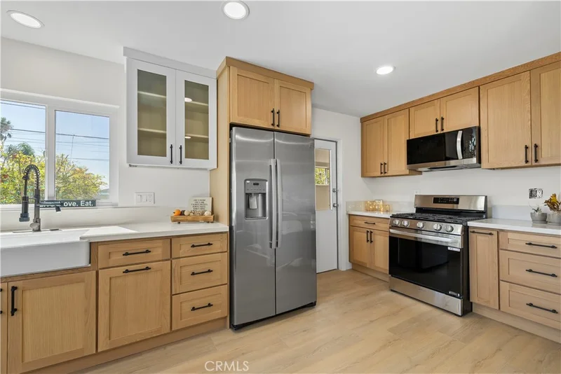 910 E Granada, Ontario, CA 91764