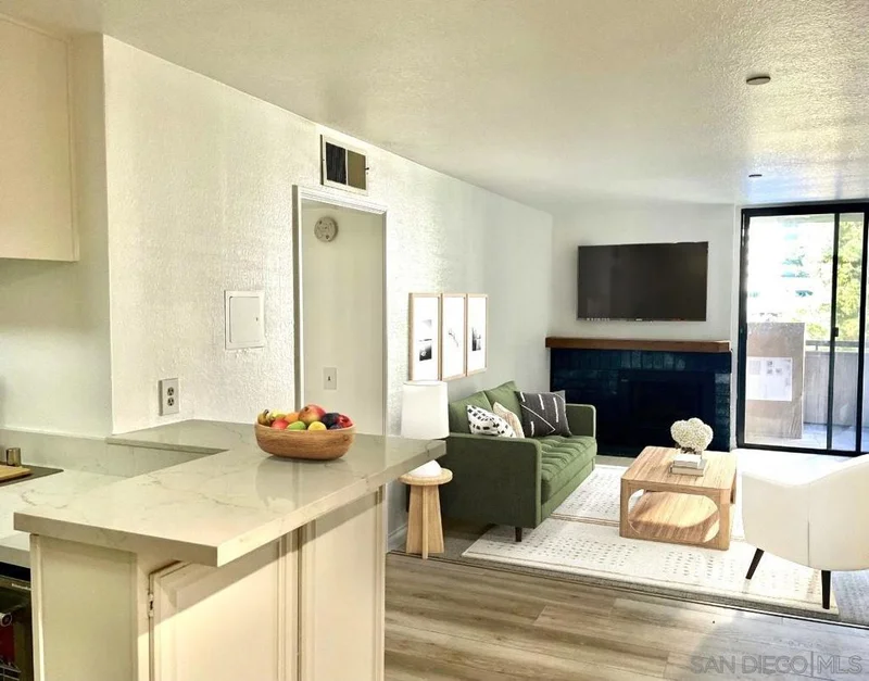 850 State St 407, San Diego, CA 92101