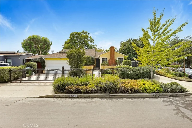 9035 Woodale Avenue, Arleta, CA 91331