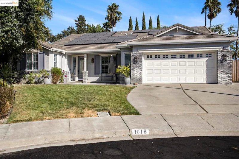 1018 Alouette Pl, Vacaville, CA 95687