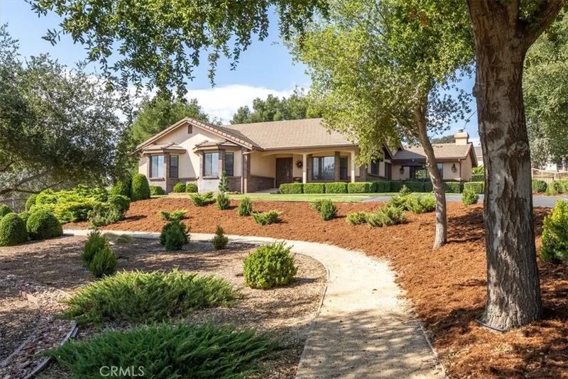 1010 Spanish Camp, Paso Robles, CA 93446