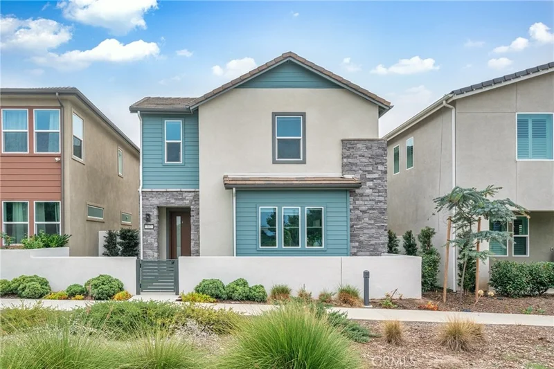 302 Merit, Irvine, CA 92618