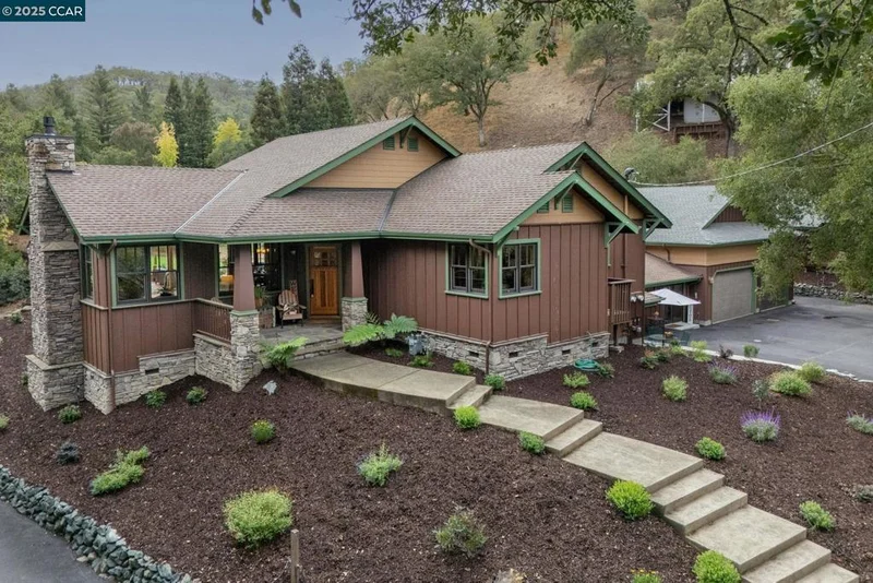 261 Castle Hill Ranch Rd