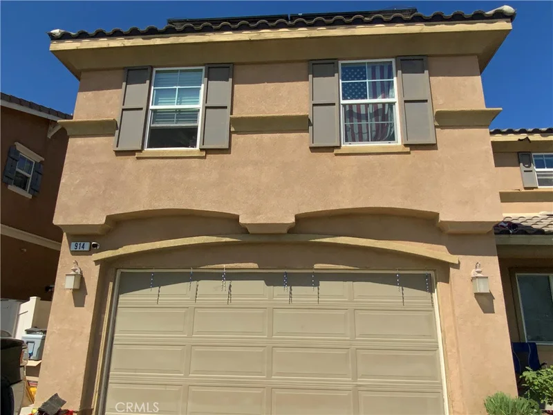 914 Sparrow Way, Perris, CA 92571