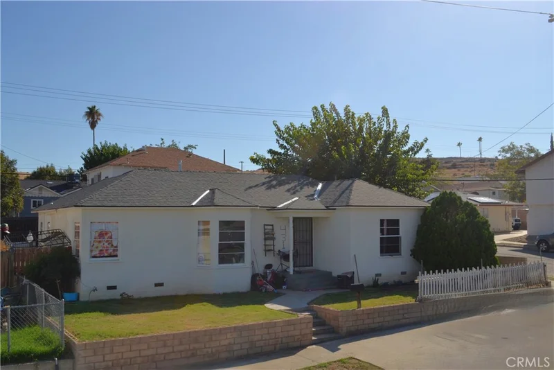 431 E Street, Taft, CA 93268
