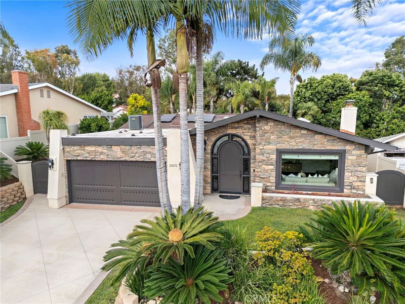 25571 Via Inez, San Juan Capistrano, CA 92675