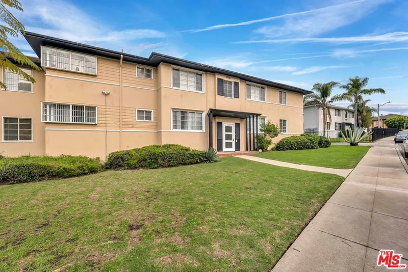 4121 Santo Tomas Drive A photo 2