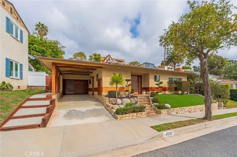 4510 S Mullen Avenue, View Park, CA 90043