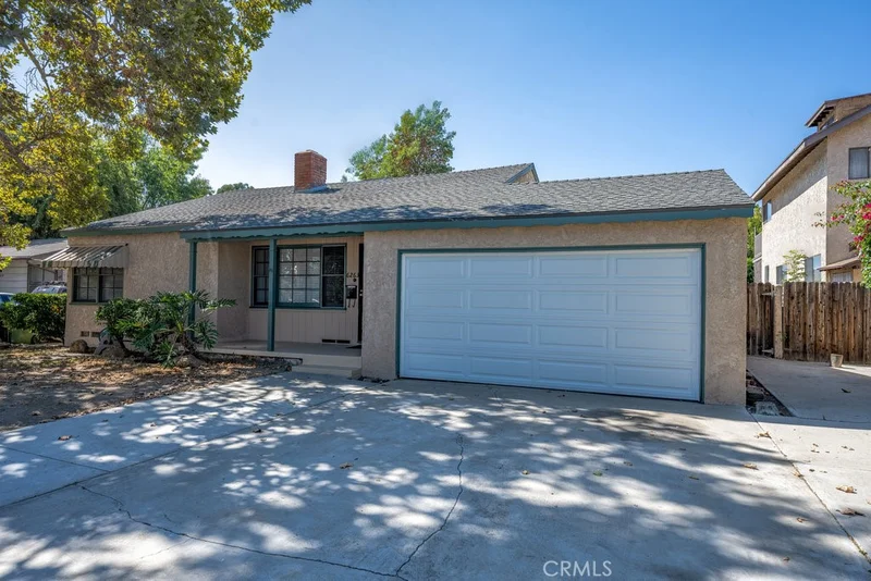 6263 Lemona Avenue, Van Nuys, CA 91411