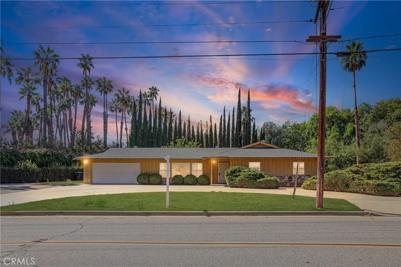 2290 Grace Street, Riverside, CA 92504