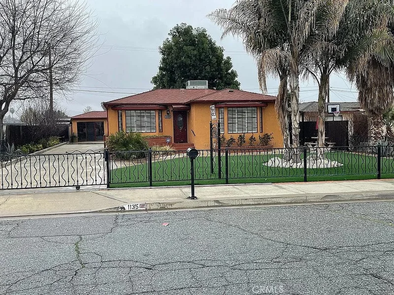 1135 E Morton Place, Hemet, CA 92543