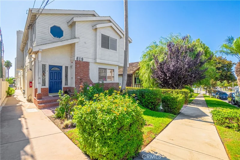 619 N Irena Avenue B, Redondo Beach, CA 90277