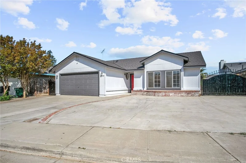 2574 Pinedale Avenue, Merced, CA 95348
