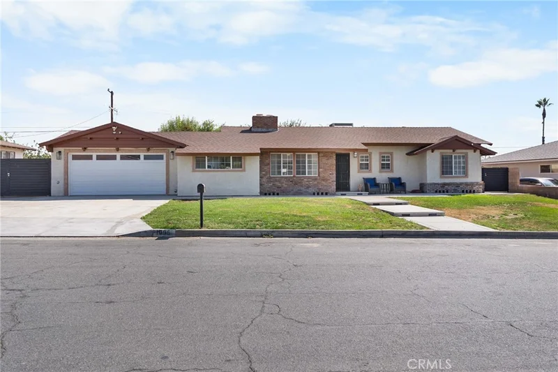 1005 N Encina, Rialto, CA 92376