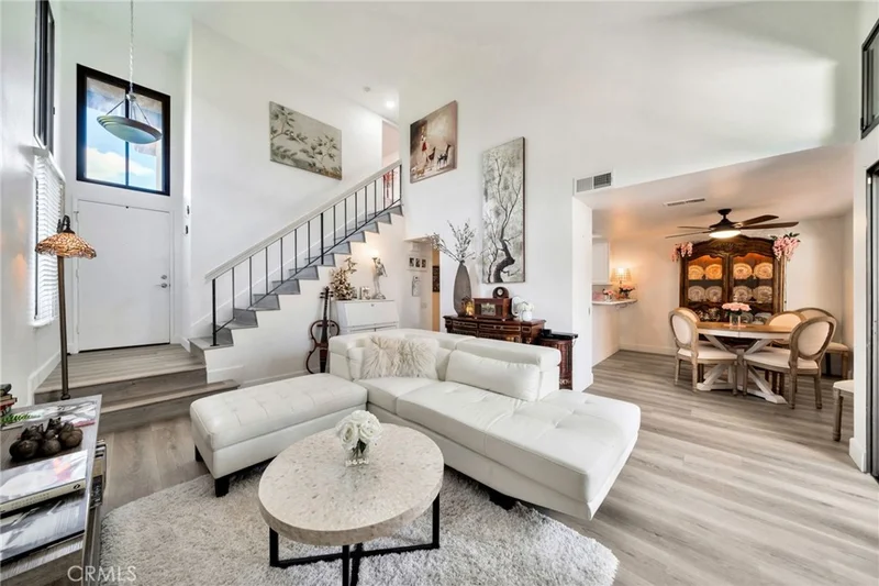 5151 Walnut Ave. 34, Irvine, CA 92604