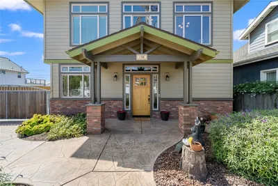 159 Ash Avenue photo 2