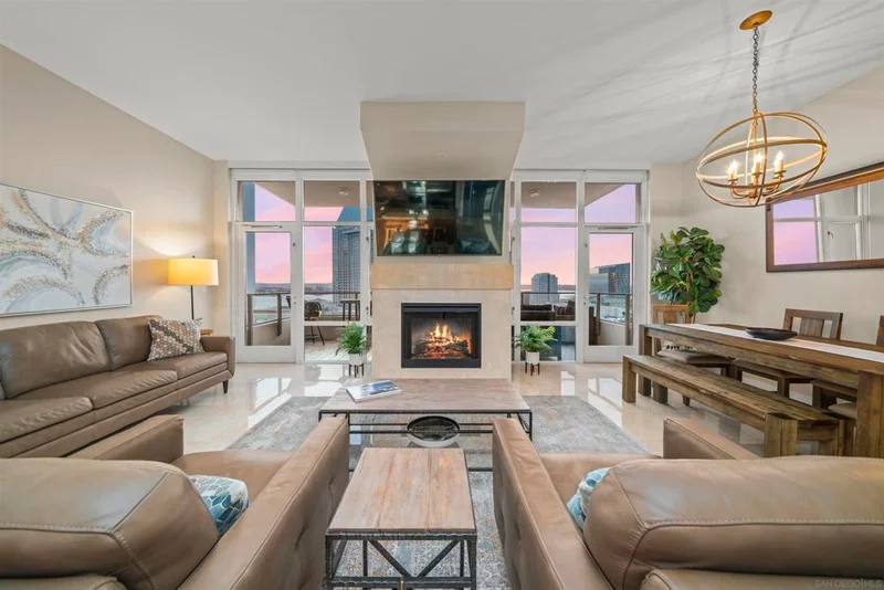 550 Front St 1306, San Diego, CA 92101