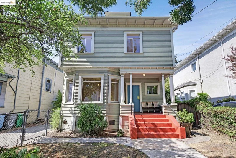 2942 Harper St, Berkeley, CA 94703