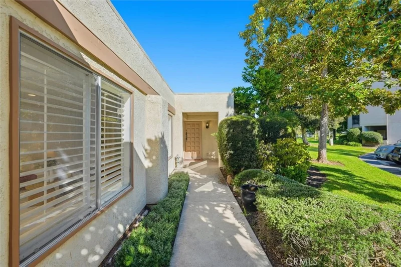 5512 W Paseo Del Lago C, Laguna Woods, CA 92637