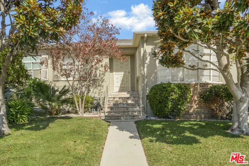 5248 Parkglen Avenue, Los Angeles, CA 90043