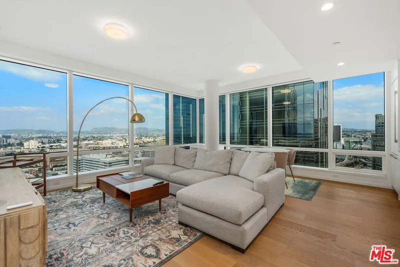 877 Francisco Street 3202, Los Angeles, CA 90017