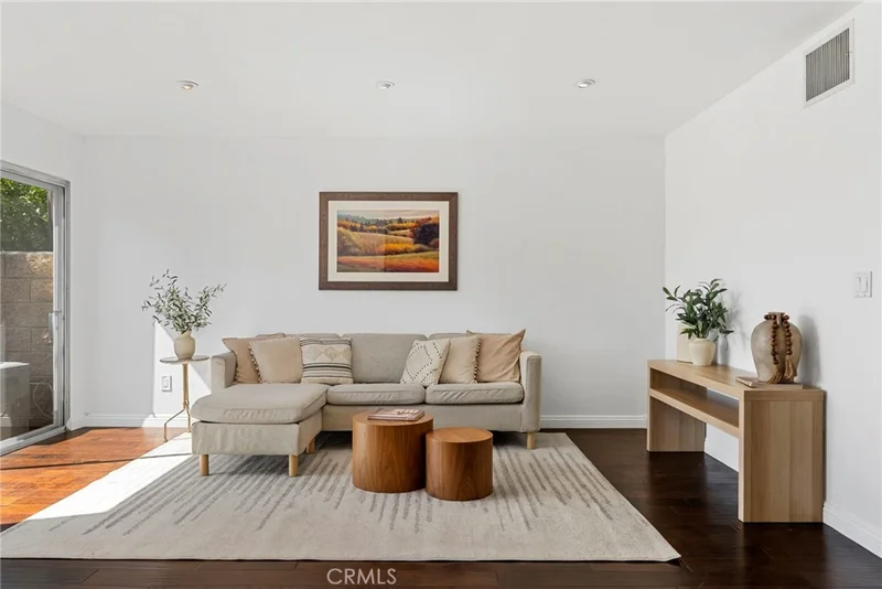 5112 W 1st C, Santa Ana, CA 92703