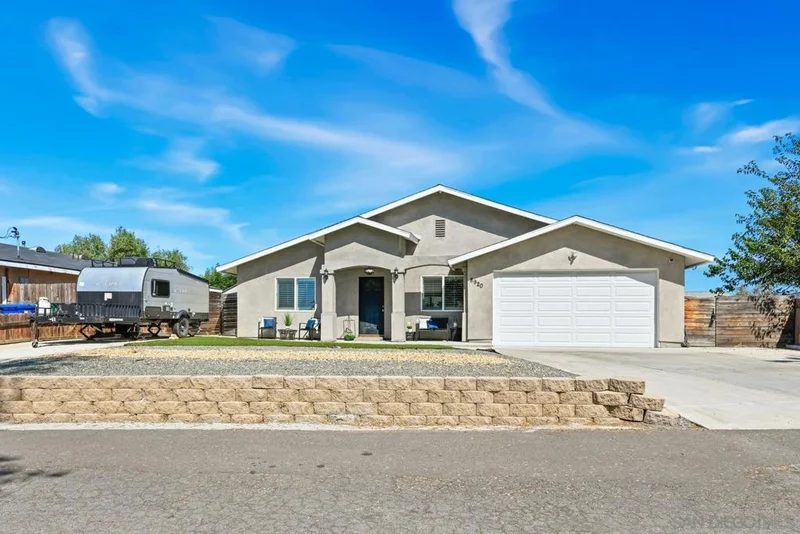 8920 King Michael Ct, Spring Valley, CA 91977