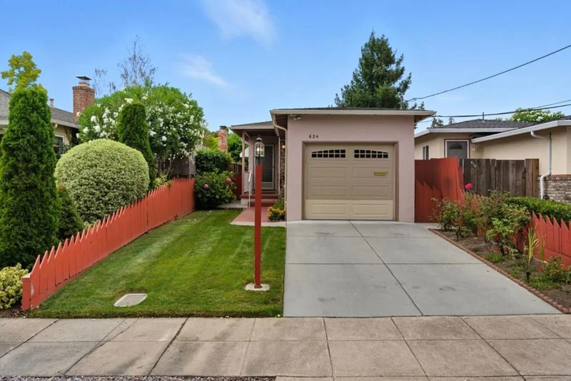 624 Sapphire Street, Redwood City, CA 94061