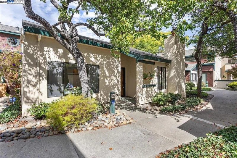 414 Ironwood, Alameda, CA 94502