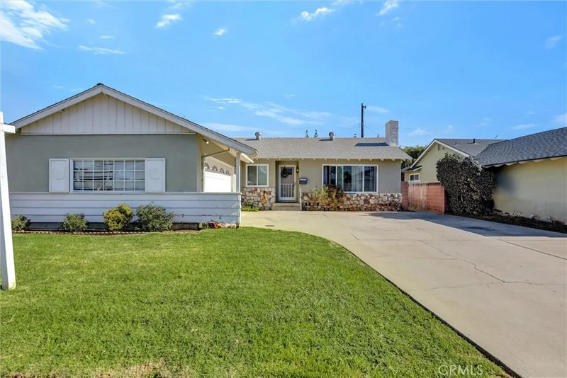 415 N Wayfield, Orange, CA 92867