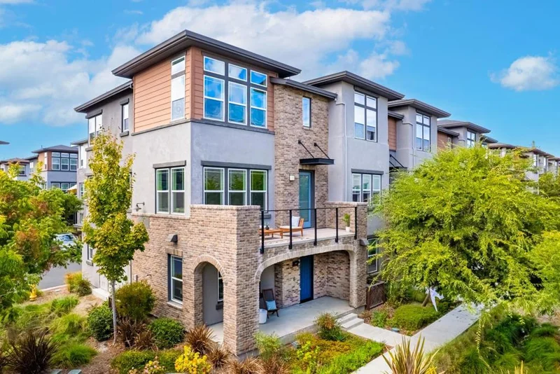 556 San Martin Terrace 1, Sunnyvale, CA 94085
