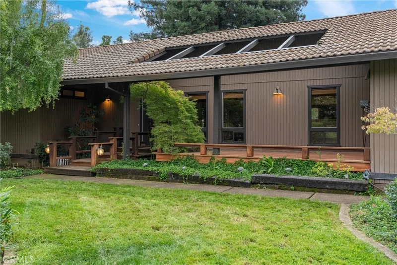 55 Roseanna Court, Chico, CA 95973
