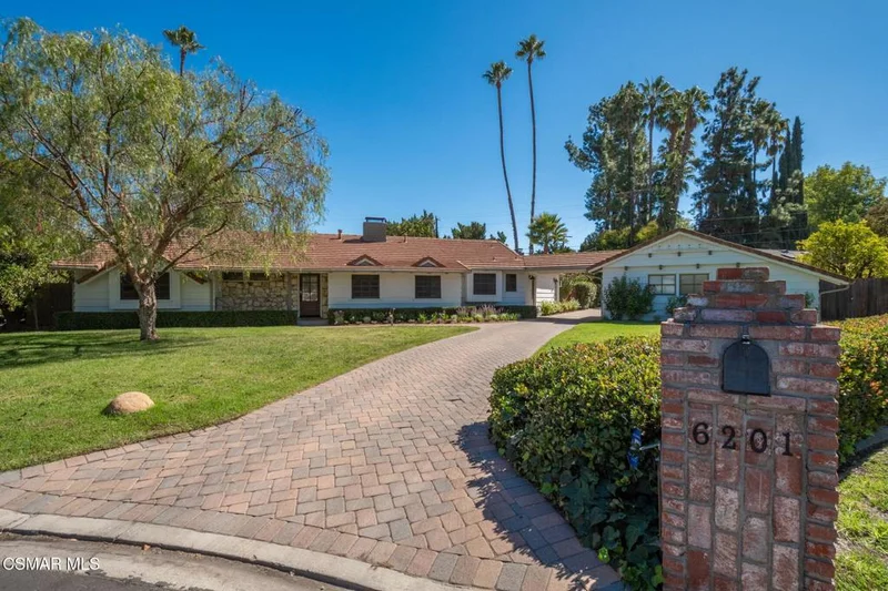 6201 Melba Avenue, Woodland Hills, CA 91367