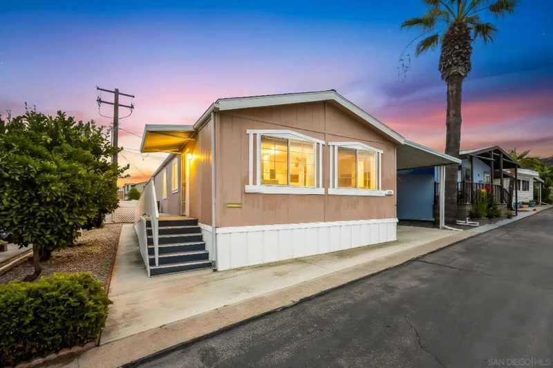 8545 Mission Gorge Rd Spc 141, Santee, CA 92071