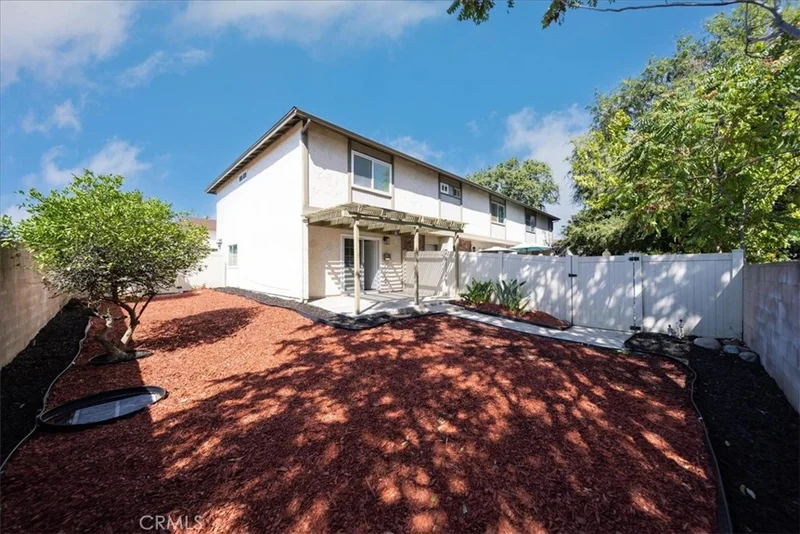 556 D, Upland, CA 91786