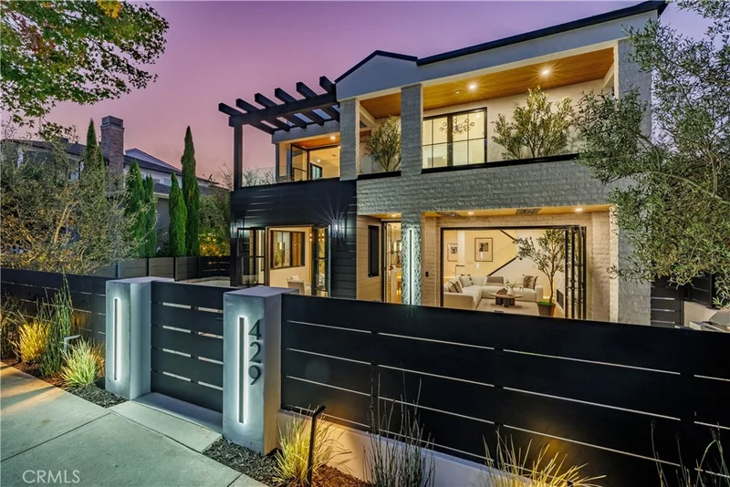 429 Dahlia Ave, Corona Del Mar, CA 92625
