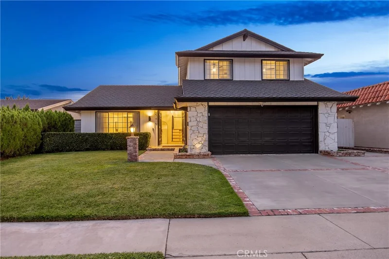 27419 Fairport Avenue, Canyon Country, CA 91351