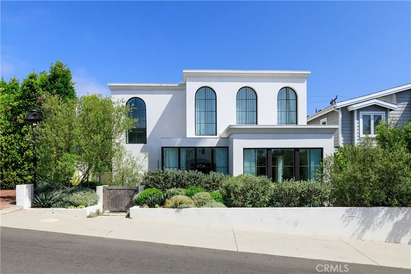 515 Marine Avenue, Manhattan Beach, CA 90266