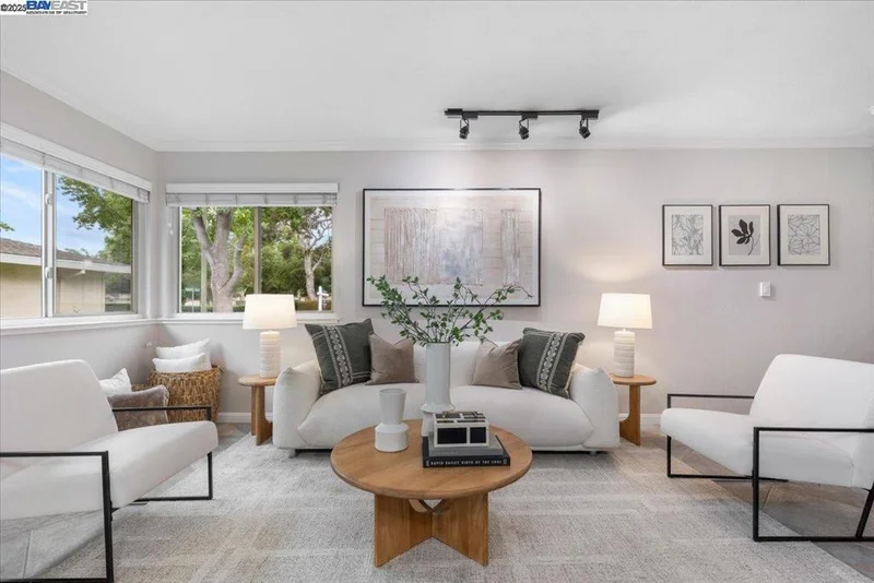 2309 Saidel Dr 2