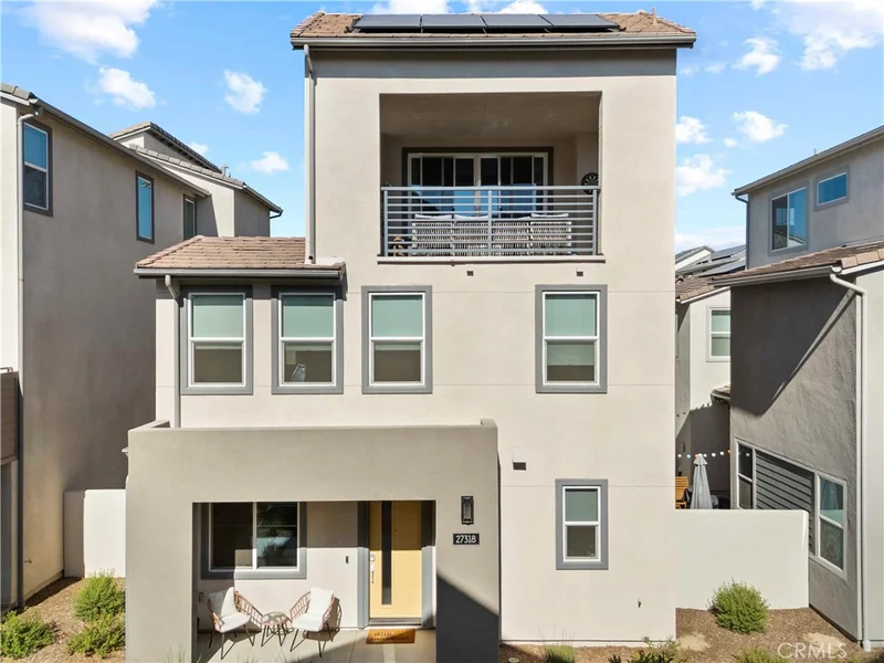 27318 Maverick Place, Valencia, CA 91381