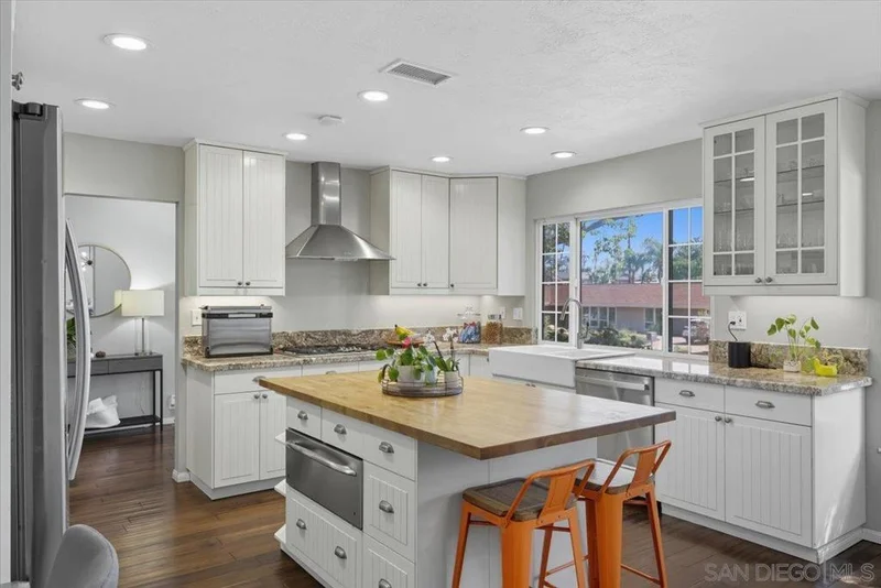 11656 Altoona Dr, El Cajon, CA 92020