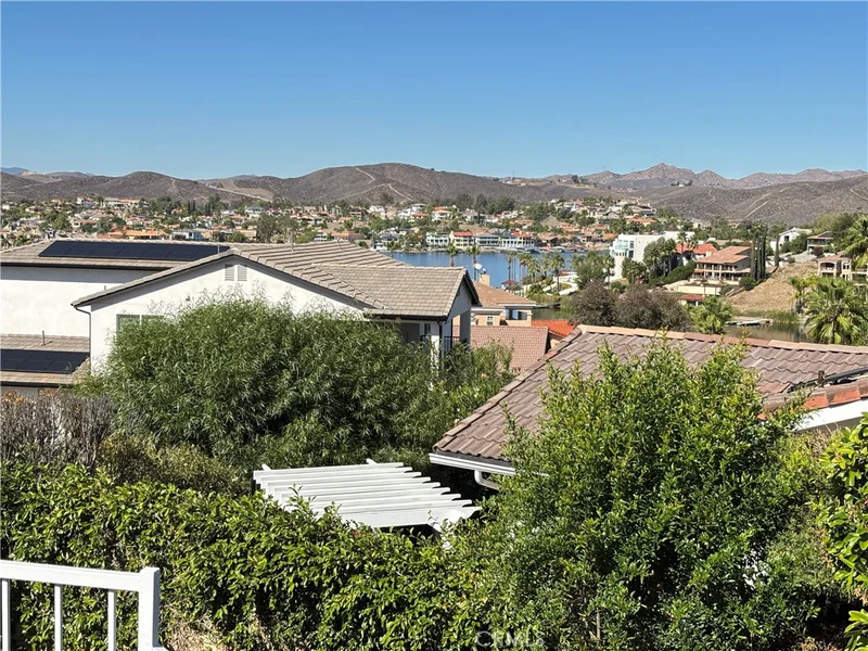 29731 Bonanza Place, Canyon Lake, CA 92587