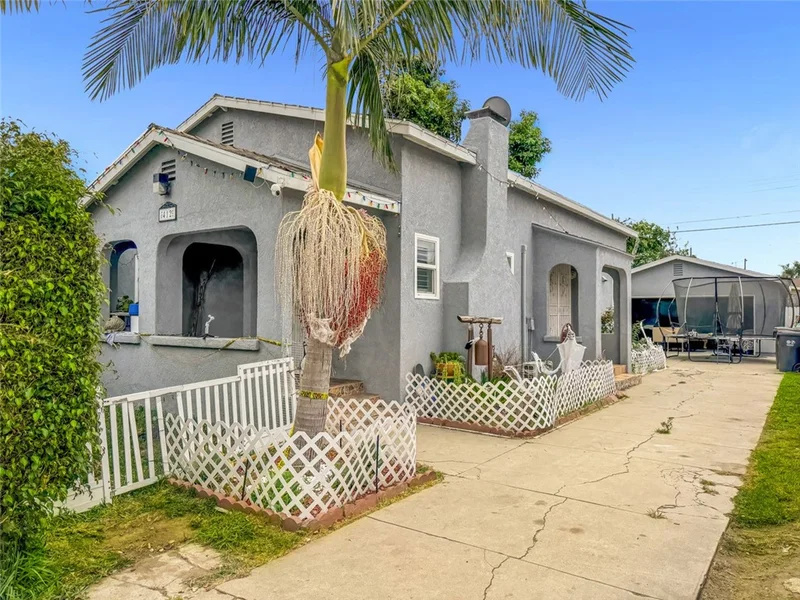 412 W Pear Street, Compton, CA 90222
