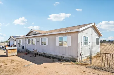 10992 Tecopa Road photo 2