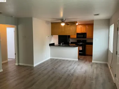 2104 Lemontree Way 1 photo 2